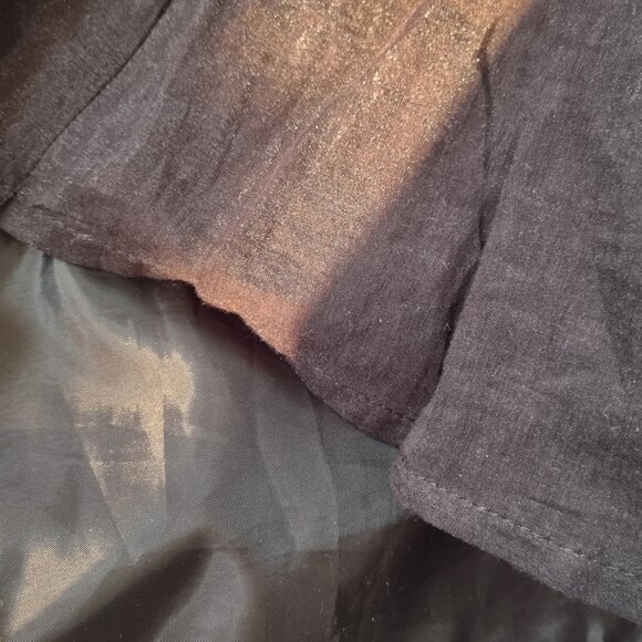 Black dress - Picture 6 of 6